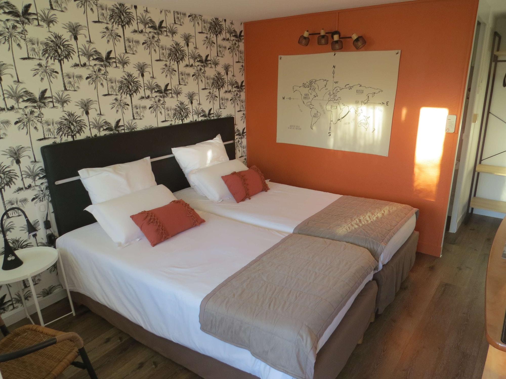 Hotel Kyriad Cap Sud Awinion Zewnętrze zdjęcie