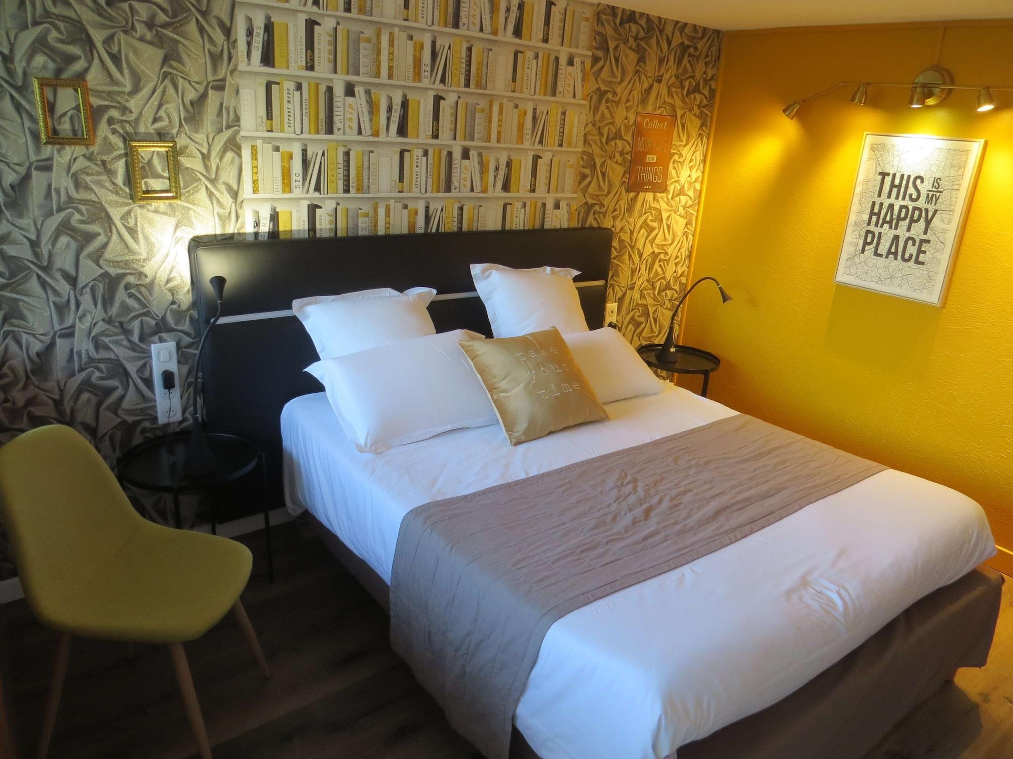 Hotel Kyriad Cap Sud Awinion Zewnętrze zdjęcie