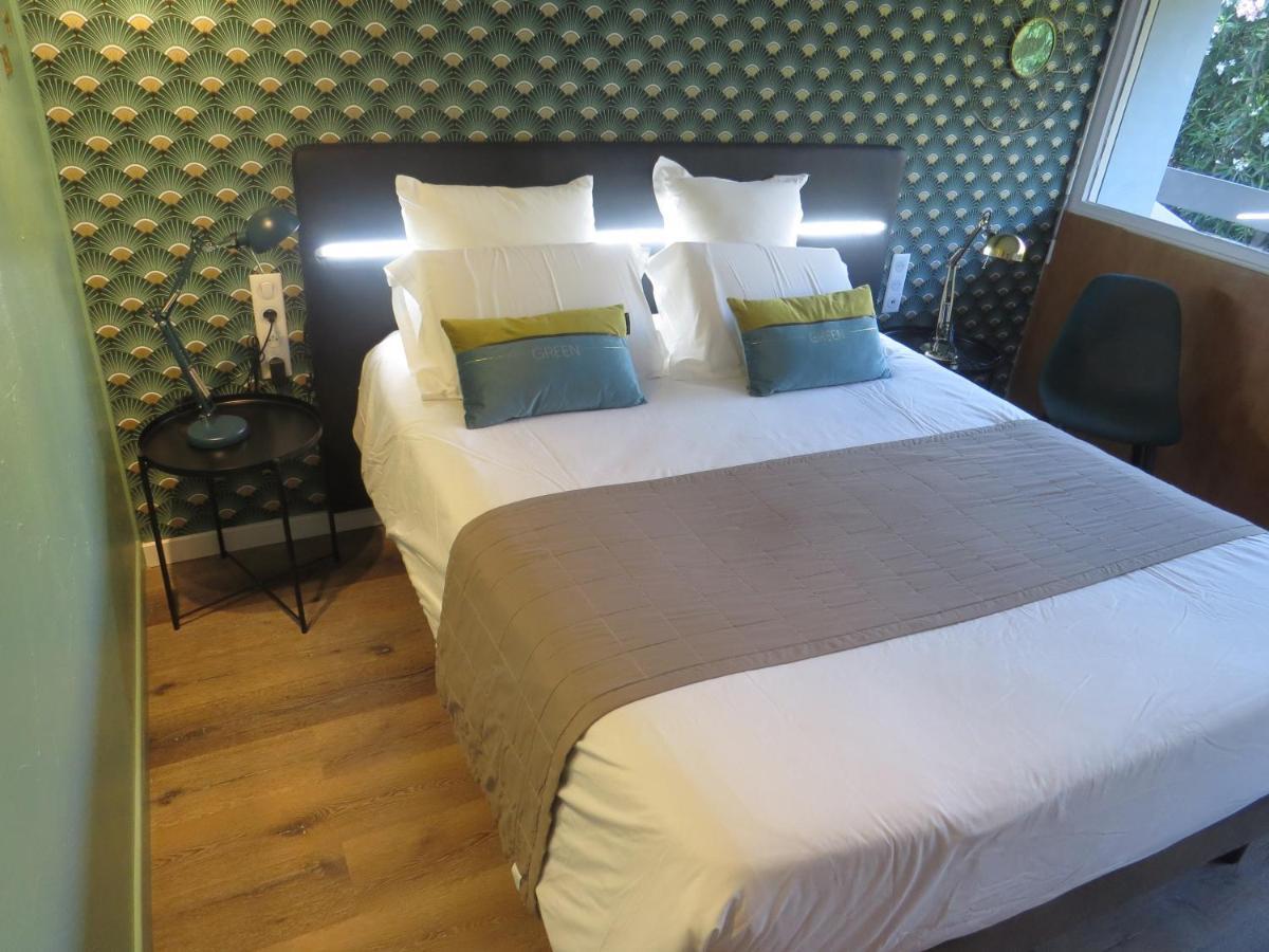 Hotel Kyriad Cap Sud Awinion Zewnętrze zdjęcie